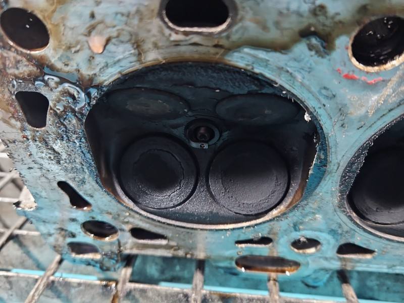 ГБЦ Головка блоку Volvo V50 8642289004 — фото деталі 10