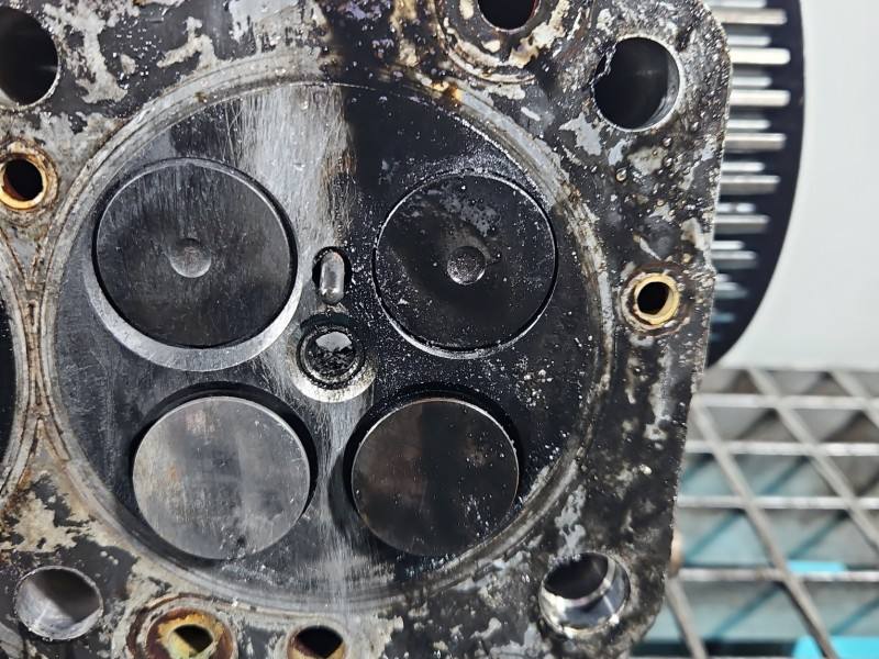 ГБЦ Головка блоку Opel Meriva A Y17DT — фото деталі 8