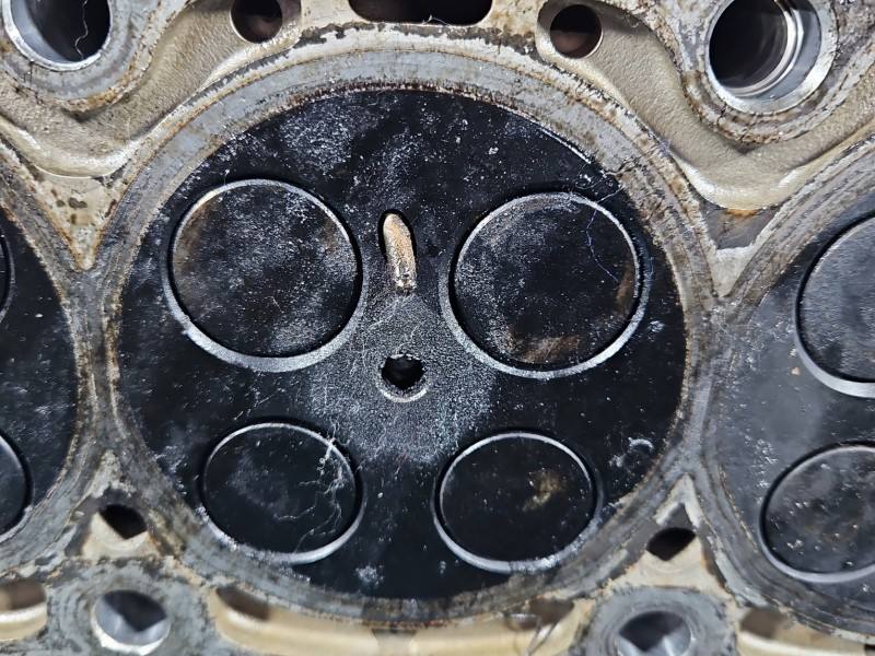 ГБЦ Головка блоку Ford C-Max 9688418110 — фото деталі 16