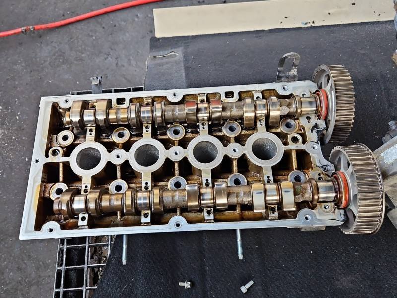 ГБЦ Головка блоку Fiat Stilo 24461591