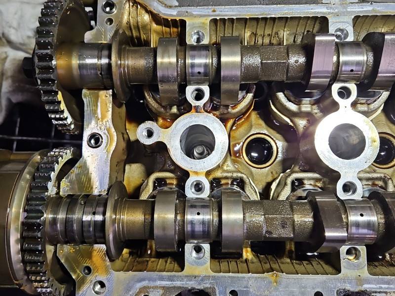 ГБЦ Головка блоку Nissan Micra HR12 — фото деталі 9