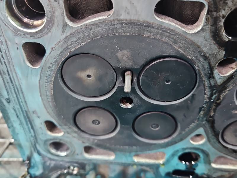 ГБЦ Головка блоку Hyundai Ix35 22111-2F700 — фото деталі 18