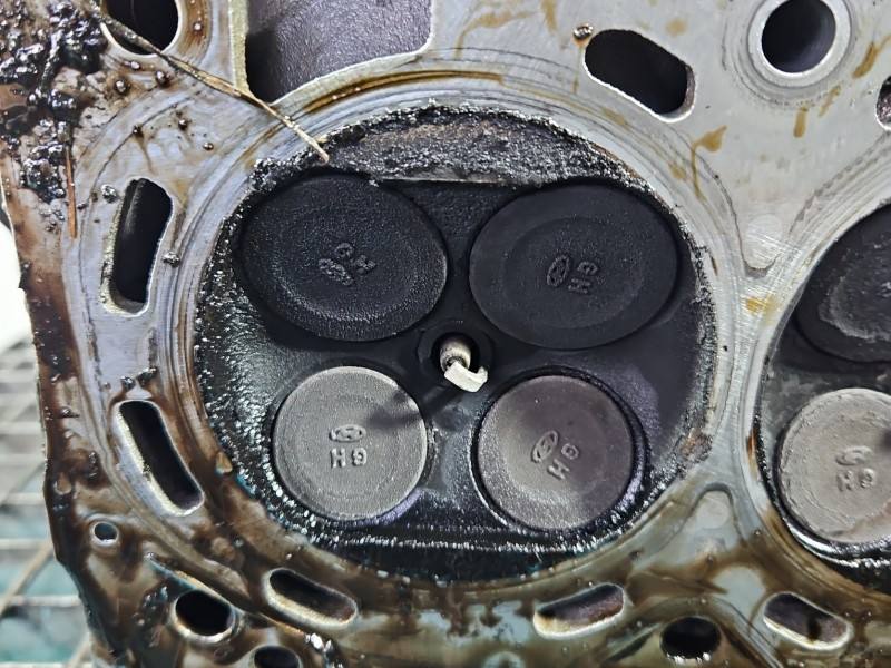 ГБЦ Головка блоку Kia Ceed G4FA — фото деталі 17