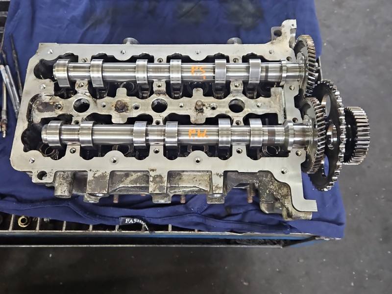 ГБЦ Головка блоку Jeep Grand Cherokee 90352072F