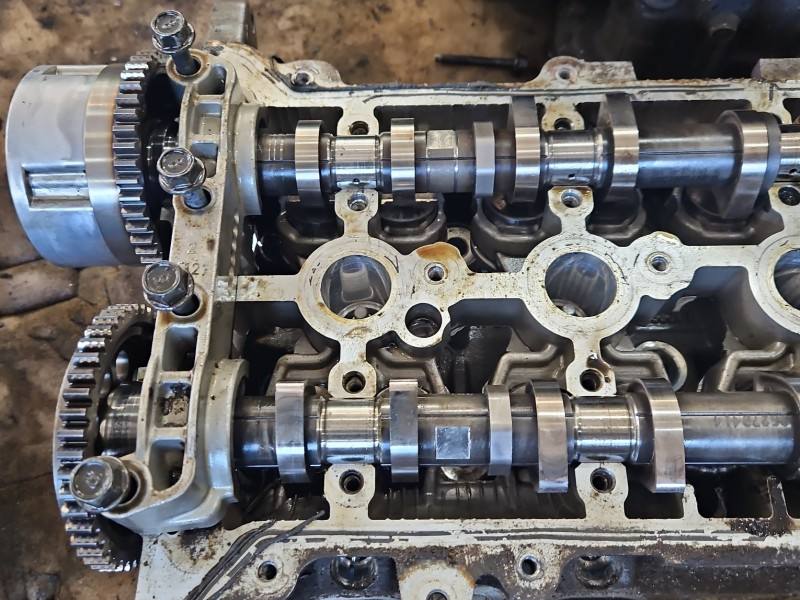 ГБЦ Головка блоку Hyundai I20 G4FA — фото деталі 3
