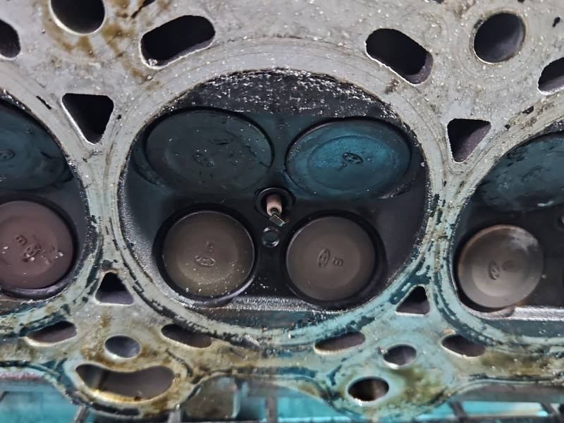 ГБЦ Головка блоку Hyundai I20 G4FA — фото деталі 12