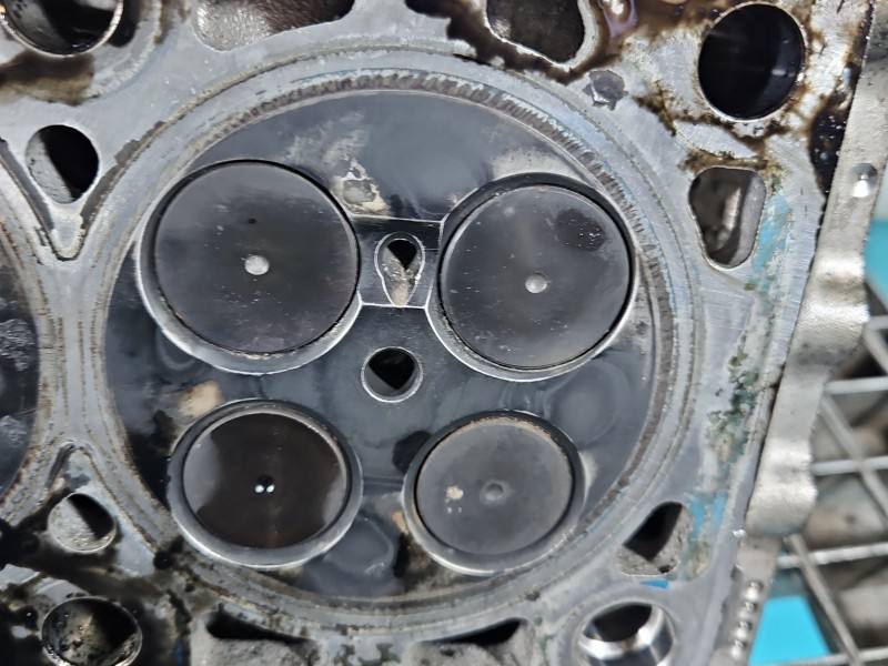 ГБЦ Головка блока Kia Sorento D4HA — фото детали 13