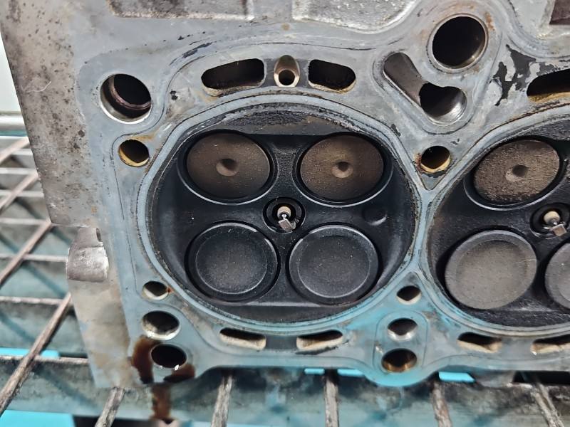 ГБЦ Головка блоку Fiat Doblo 198A4000 — фото деталі 13