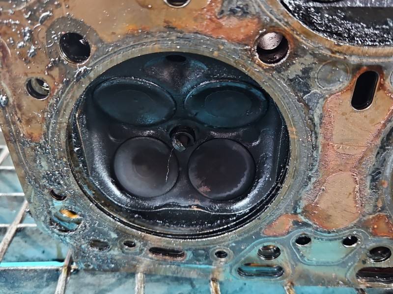 ГБЦ Головка блоку Volkswagen Passat B6 AXZ — фото деталі 11