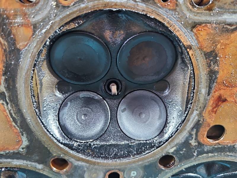 ГБЦ Головка блоку Volkswagen Passat B6 AXZ — фото деталі 13