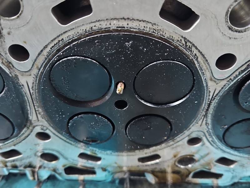 ГБЦ Головка блоку Toyota Avensis T27 1AD — фото деталі 16