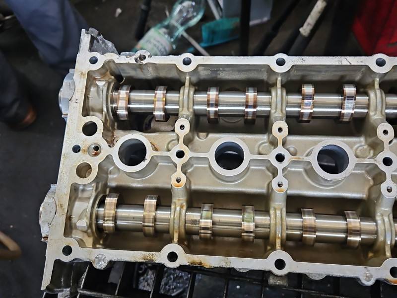 ГБЦ Головка блоку Volkswagen Golf 7 CXS — фото деталі 6