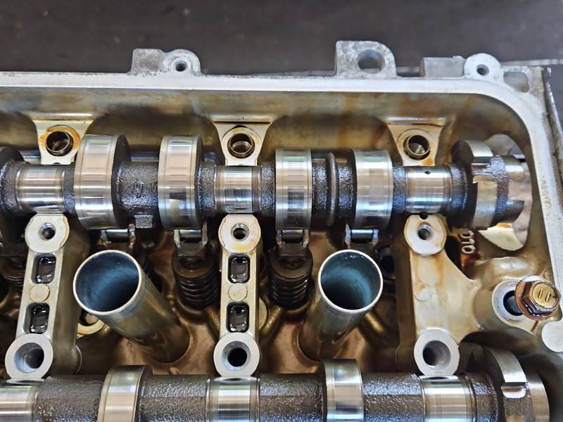 ГБЦ Головка блоку Toyota Avensis T27 3ZR — фото деталі 3