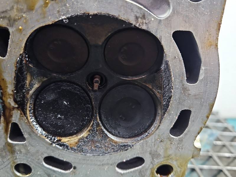 ГБЦ Головка блоку Toyota Avensis T27 3ZR — фото деталі 14