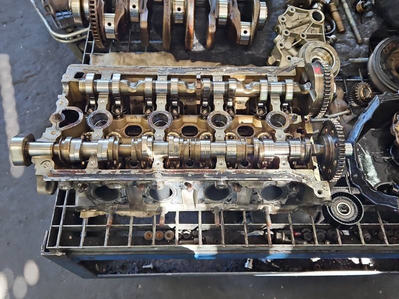 ГБЦ Головка блоку Audi A6 C7 06H103373K — фото деталі 2