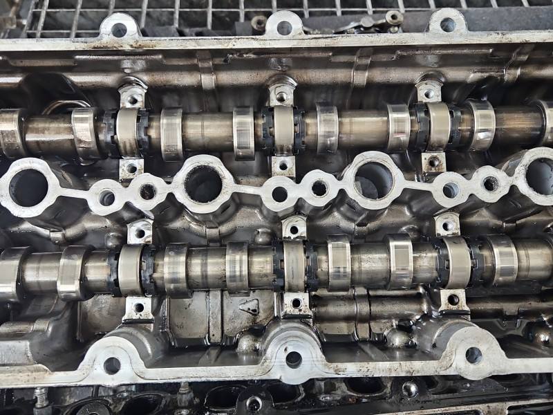 ГБЦ Головка блоку Land Rover Discovery G4D3-6J011-BB — фото деталі 4