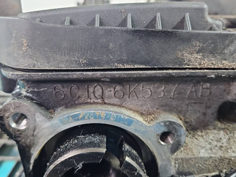 ГБЦ Головка блоку Ford Transit 6C1Q-6K537-AB — фото деталі 11