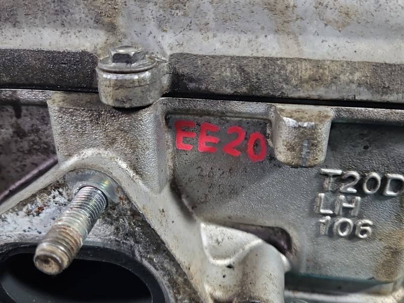 ГБЦ Головка блоку Subaru Forester EE20 — фото деталі 8