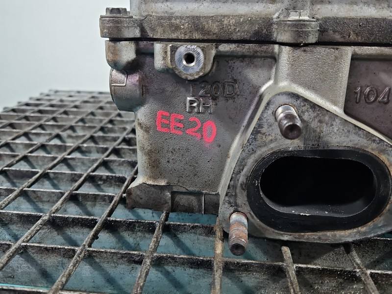 ГБЦ Головка блоку Subaru Forester EE20 — фото деталі 8