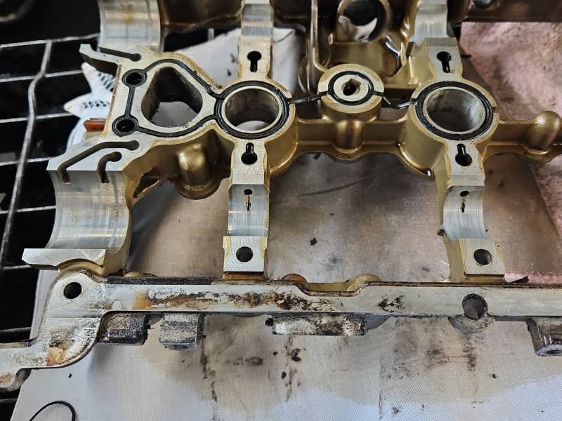 ГБЦ Головка блоку Audi Q7 079103373A — фото деталі 10