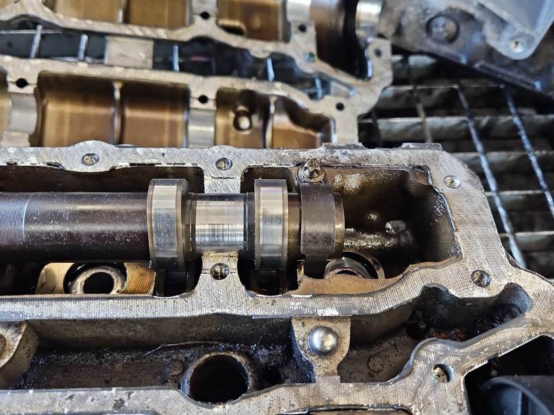 ГБЦ Головка блоку Mercedes ML W164 6420163601 — фото деталі 6