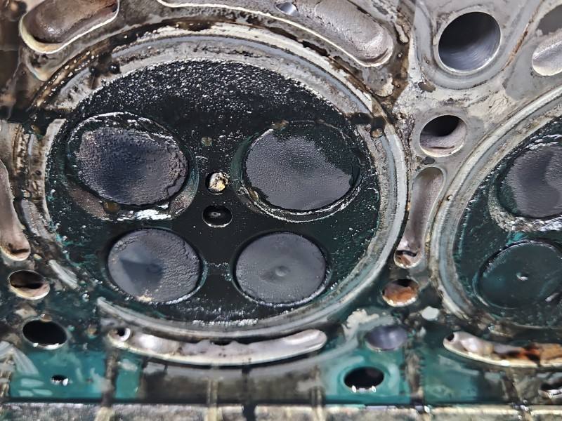ГБЦ Головка блоку Mercedes ML W164 6420163601 — фото деталі 18