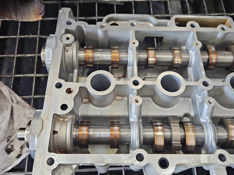 ГБЦ Головка блоку Seat Ibiza 05C103404C — фото деталі 14