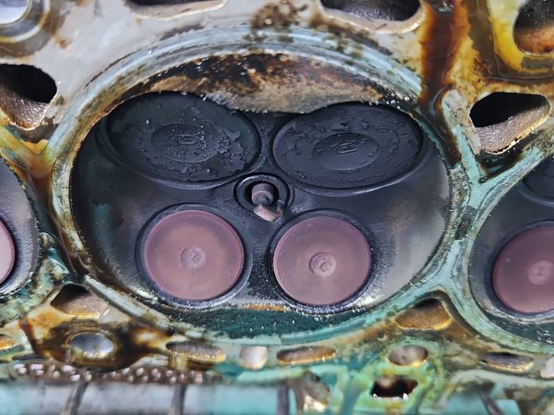 ГБЦ Головка блоку Ford Fiesta RFAE8G-6090-BA — фото деталі 10