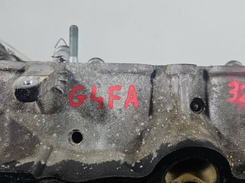 ГБЦ Головка блоку Hyundai I30 G4FA — фото деталі 20