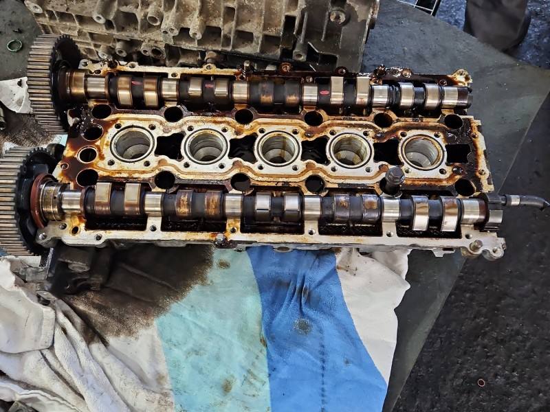 ГБЦ Головка блока Volvo V50 8642289004