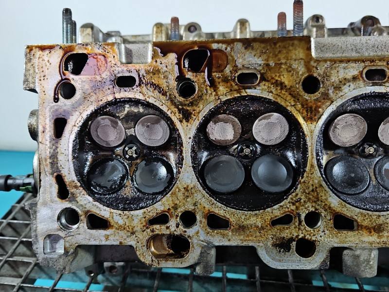 ГБЦ Головка блока Volvo V50 8642289004 — фото детали 19
