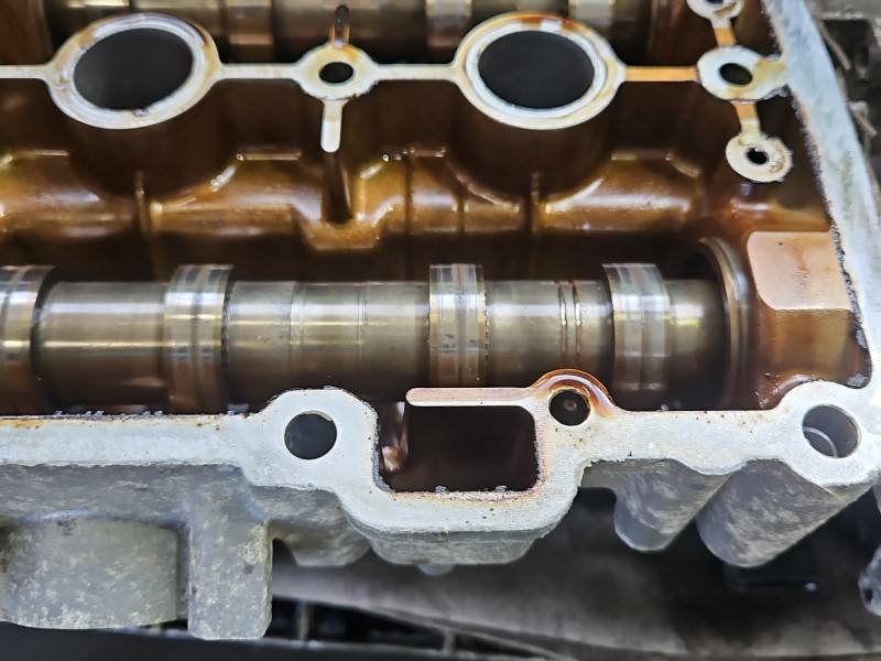 ГБЦ Головка блоку Seat Ibiza 03C103373H — фото деталі 3