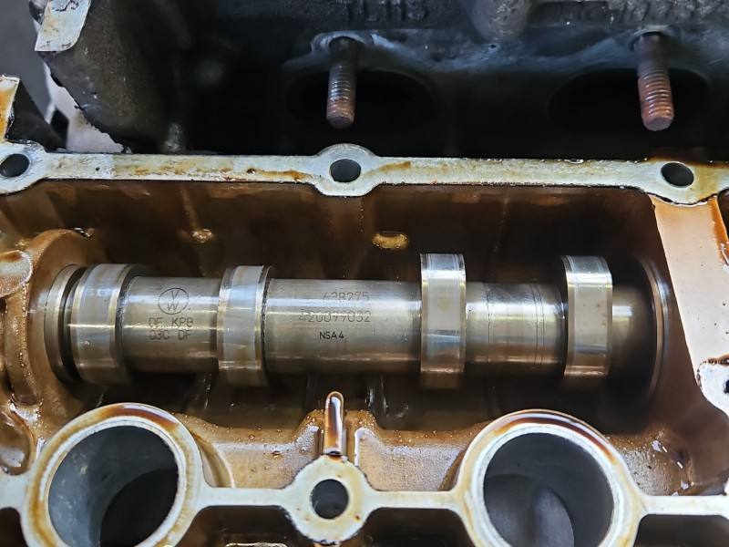 ГБЦ Головка блоку Seat Ibiza 03C103373H — фото деталі 5