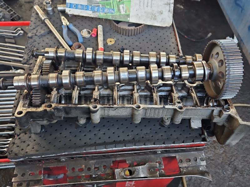 ГБЦ Головка блока Fiat Stilo 192A5000
