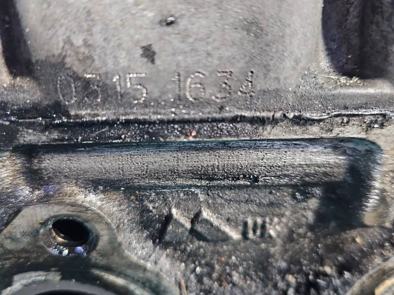 ГБЦ Головка блоку Peugeot 508 9684504780 — фото деталі 9