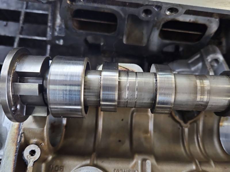 ГБЦ Головка блоку Volkswagen Touran 03G103358BF — фото деталі 7