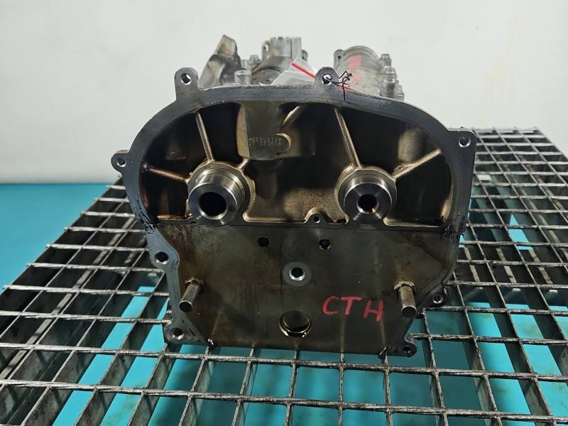 ГБЦ Головка блоку Volkswagen Touran 03G103358BF — фото деталі 17