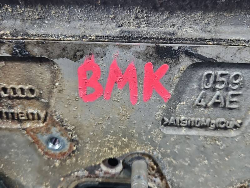 ГБЦ Головка блоку Audi A6 C6 BMK — фото деталі 9