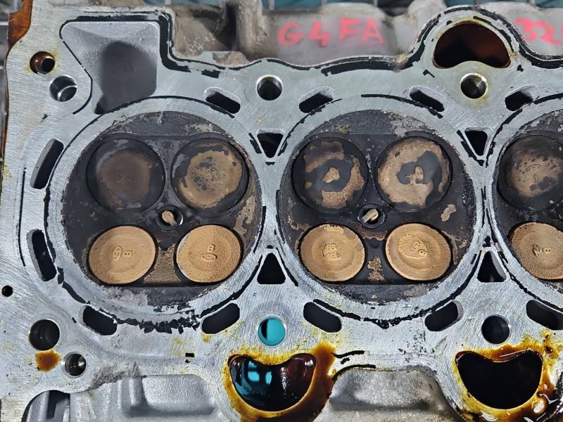 ГБЦ Головка блоку Kia Venga G4FA — фото деталі 15