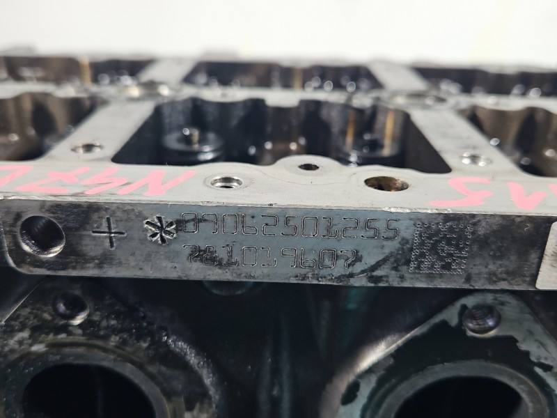 ГБЦ Головка блоку BMW X3 E83 7810196 — фото деталі 7