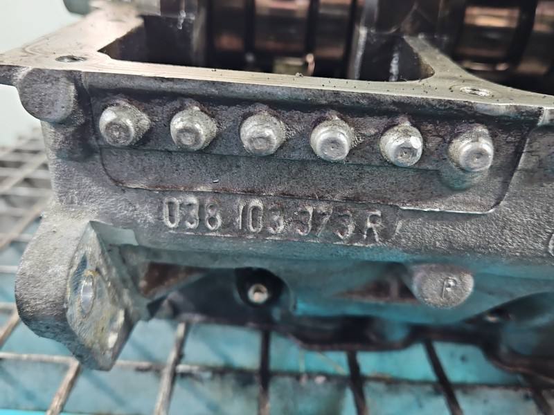 ГБЦ Головка блоку Volkswagen Touran BKC — фото деталі 11