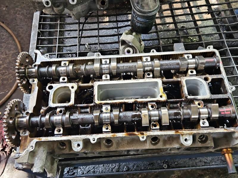 ГБЦ Головка блоку Volvo S40 B4184S8 — фото деталі 2