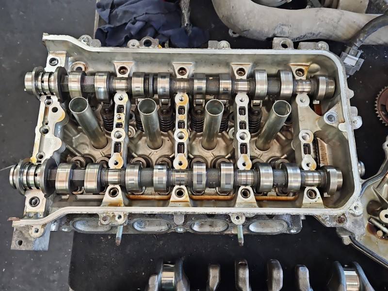 ГБЦ Головка блоку Toyota Auris — фото деталі 2