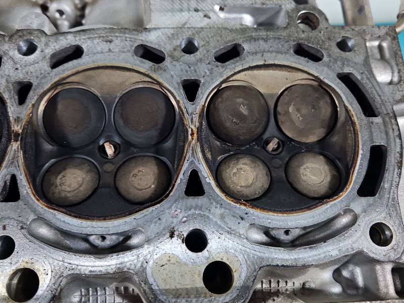 ГБЦ Головка блоку Toyota Auris — фото деталі 14
