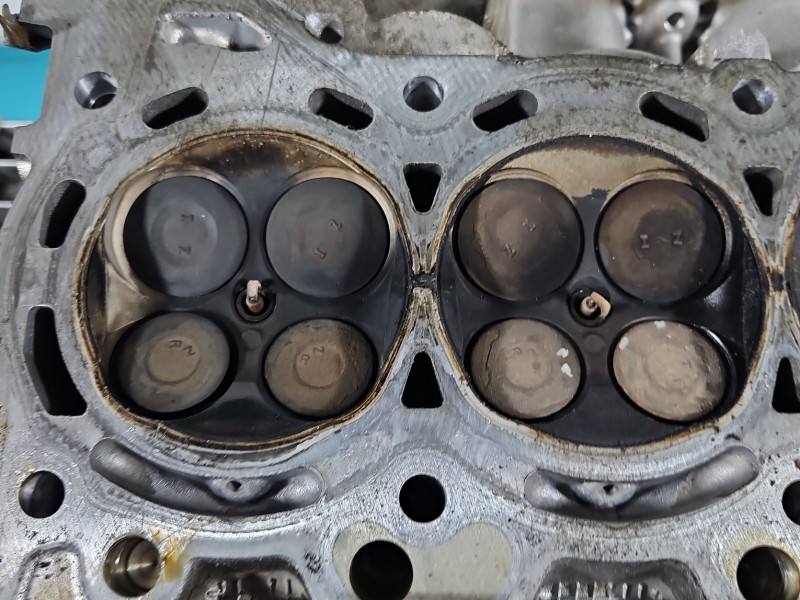 ГБЦ Головка блоку Toyota Auris — фото деталі 15