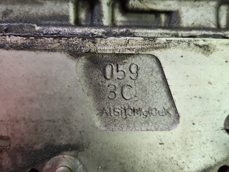 ГБЦ Головка блоку Audi A4 B8 CCW — фото деталі 15