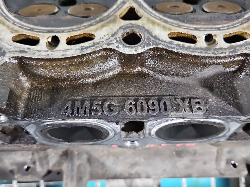ГБЦ Головка блоку Volvo V50 4M5G6090XB — фото деталі 20