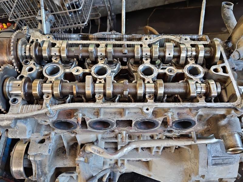 ГБЦ Головка блоку Toyota Avensis T22 1AZ — фото деталі 2