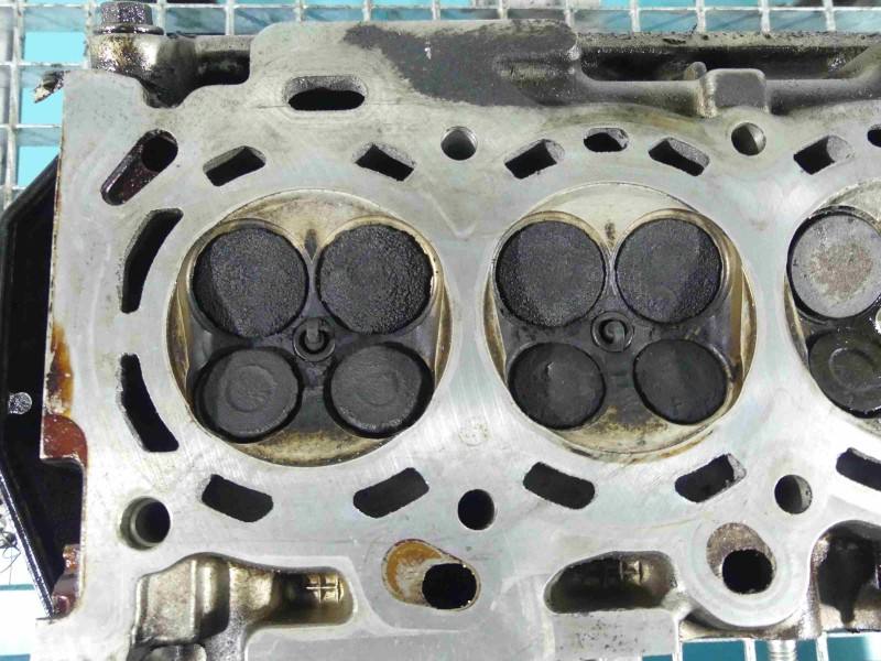 ГБЦ Головка блоку Toyota Avensis T22 3ZZ — фото деталі 10