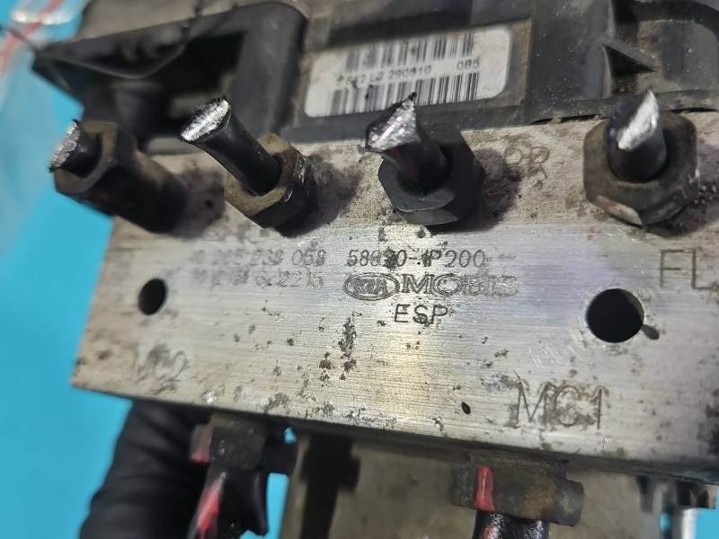 Блок керування ABS АБС Kia Venga 0265238058 — фото деталі 6